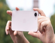 iPhone 17e 上手体验：今年少有的性价比？